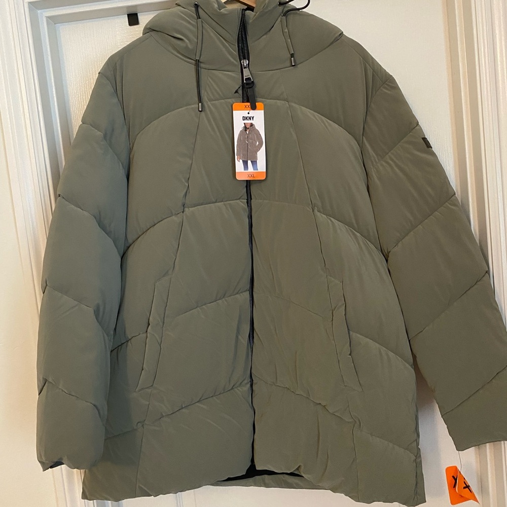 Brand new DKNY women’s jacket. Very warm and soft.